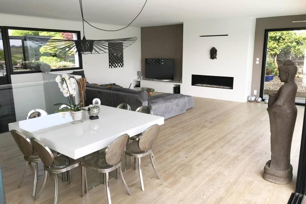 Le Luxury Apartment Sene Exterior photo